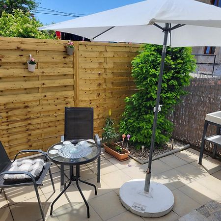 Studio Apartment City With Free Parking Pula Ngoại thất bức ảnh